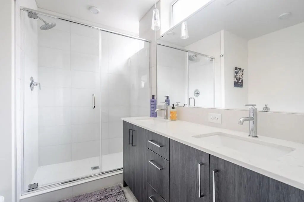 Holiday home Elegant Townhome In Green Lake Seattle